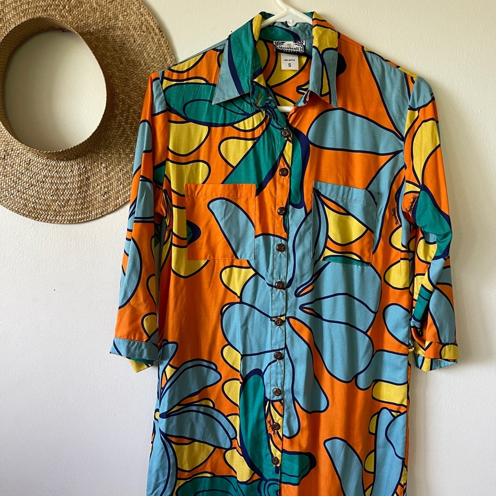 Vintage Manuheali’i Button Down Dress